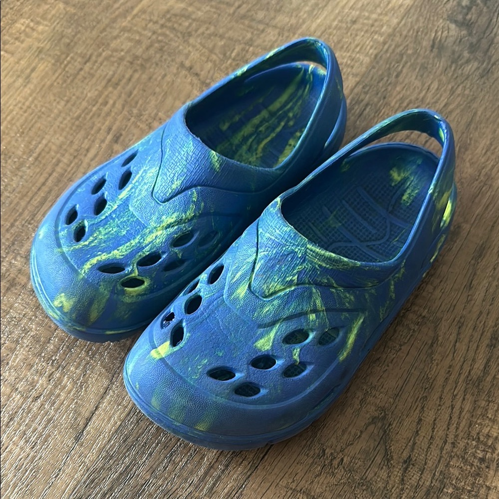 Kids Blue and Green Slip-On Shoes Toddler Boys' Clog Sandal size 11